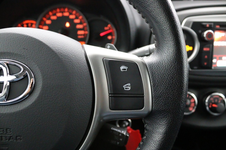 Toyota Yaris - 1.3 VVT-i Aspiration 23