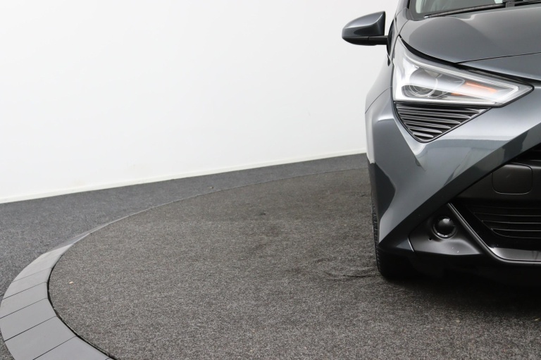 Toyota Aygo - 1.0 VVT-i x-play limited 35