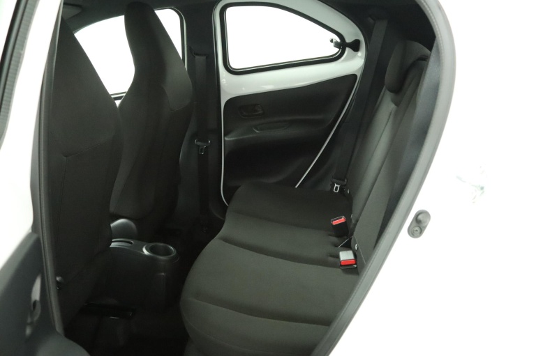 Toyota Aygo X - 1.0 VVT-i MT Play 18