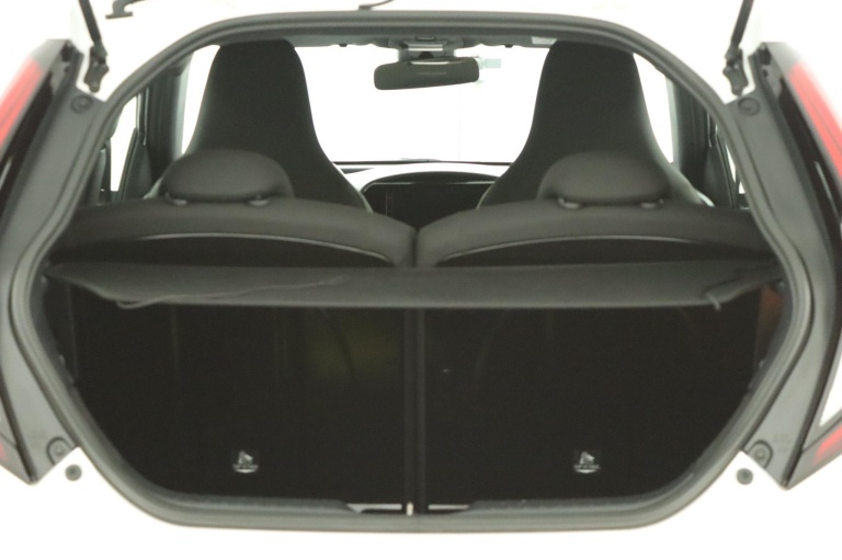 Toyota Aygo X - 1.0 VVT-i MT Play 23