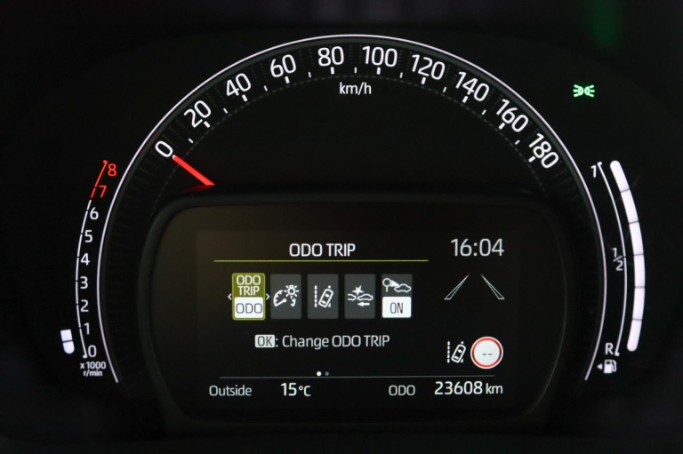 Toyota Aygo X - 1.0 VVT-i MT Play 48