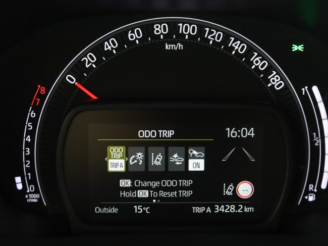 Toyota Aygo X - 1.0 VVT-i MT Play