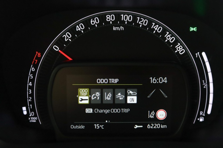 Toyota Aygo X - 1.0 VVT-i MT Play 52