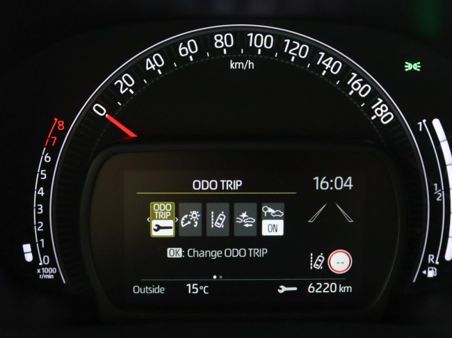 Toyota Aygo X - 1.0 VVT-i MT Play