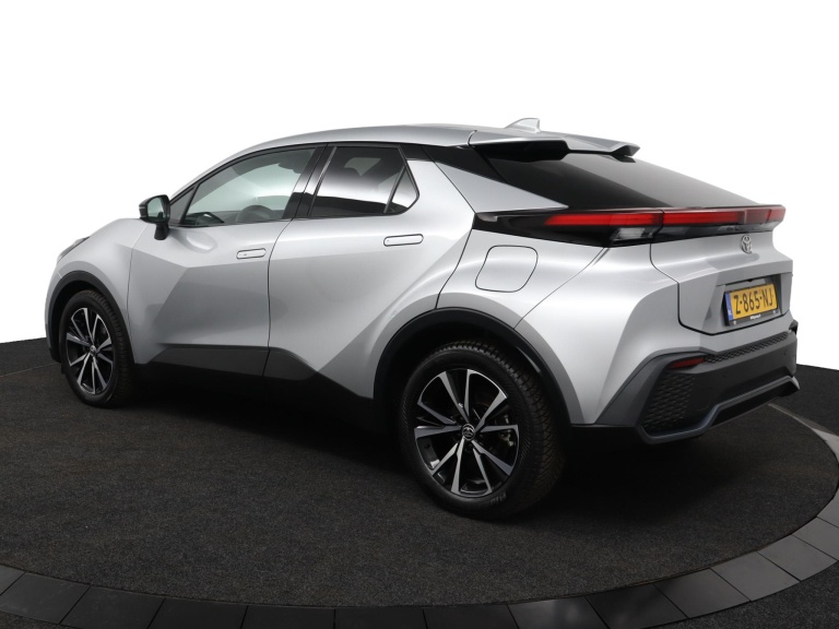 Toyota C-HR - 1.8 Hybrid 140 Dynamic 12