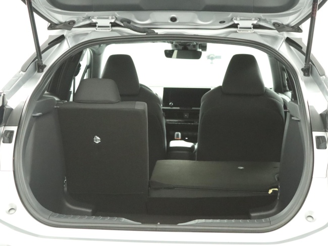 Toyota C-HR - 1.8 Hybrid 140 Dynamic