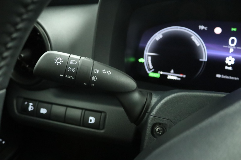 Toyota C-HR - 1.8 Hybrid 140 Dynamic 31