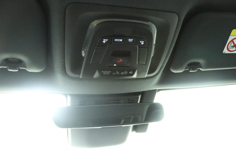 Toyota C-HR - 1.8 Hybrid 140 Dynamic 33