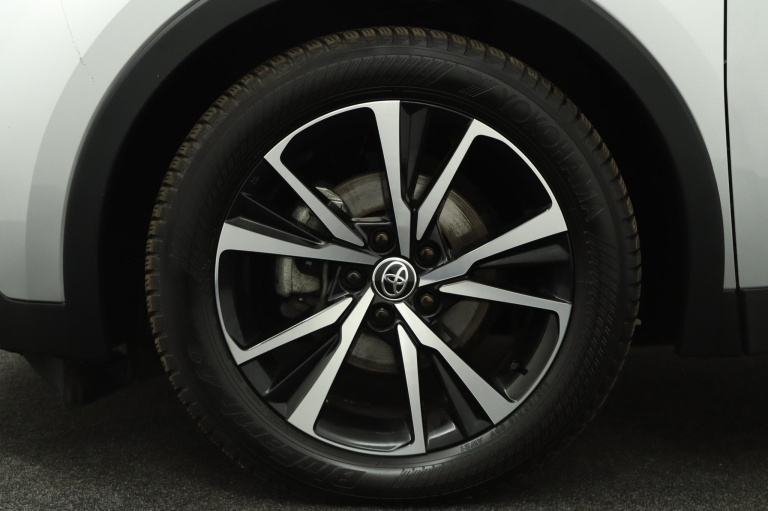 Toyota C-HR - 1.8 Hybrid 140 Dynamic 40