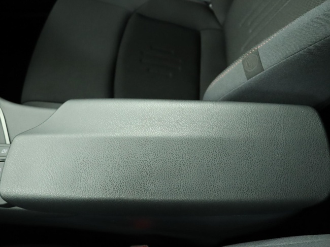 Toyota C-HR - 1.8 Hybrid 140 Dynamic