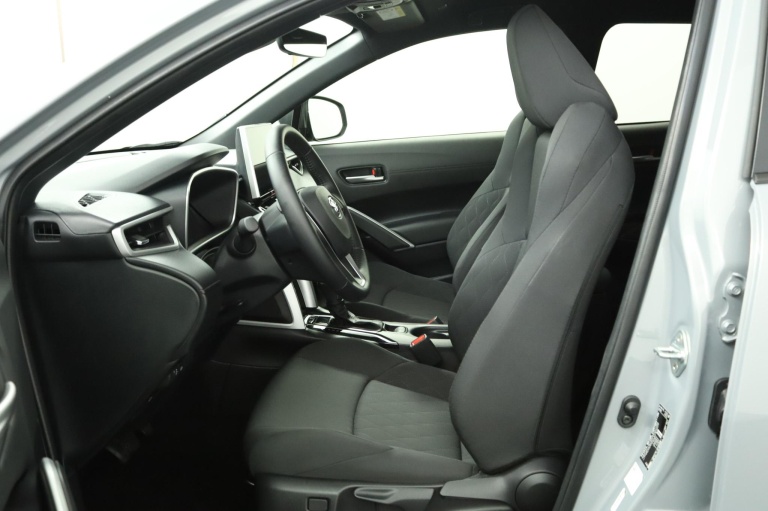 Toyota Corolla Cross - Hybrid 140 Style 17