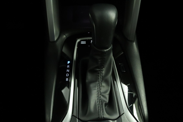 Toyota Corolla Cross - Hybrid 140 Style 27