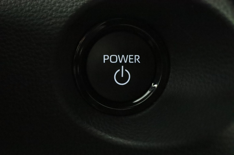 Toyota Corolla Cross - Hybrid 140 Style 46