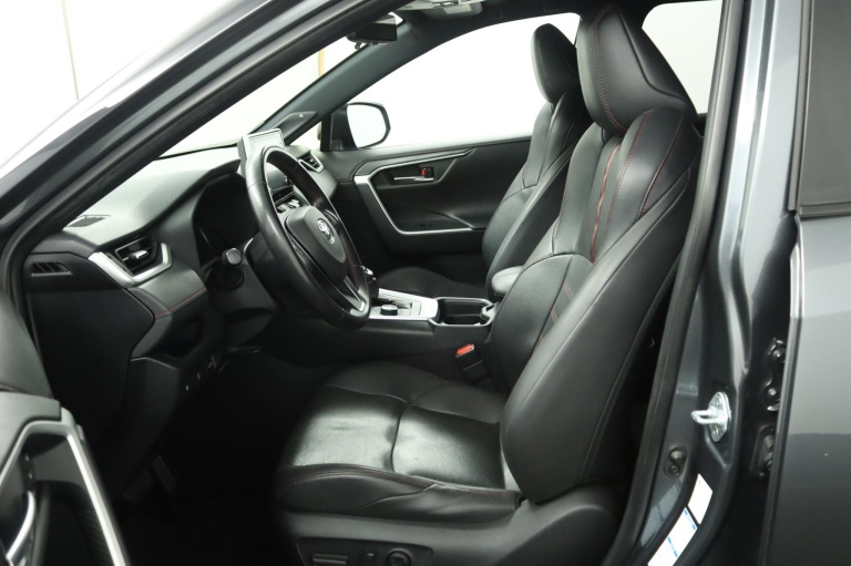 Toyota RAV4 - 2.5 Plug-in Hybrid AWD Bi-Tone Plus 17