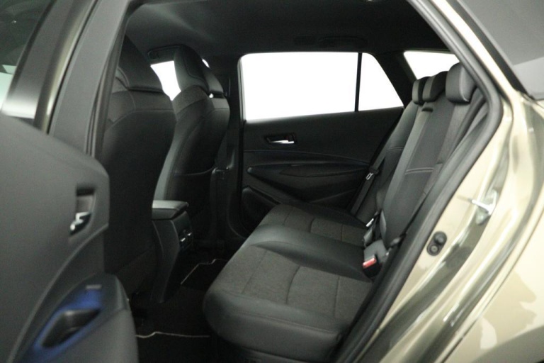 Toyota Corolla Touring Sports - Hybrid 140 Dynamic 18