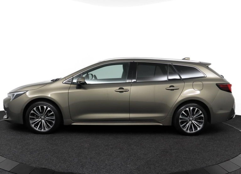 Toyota Corolla Touring Sports - Hybrid 140 Dynamic 3