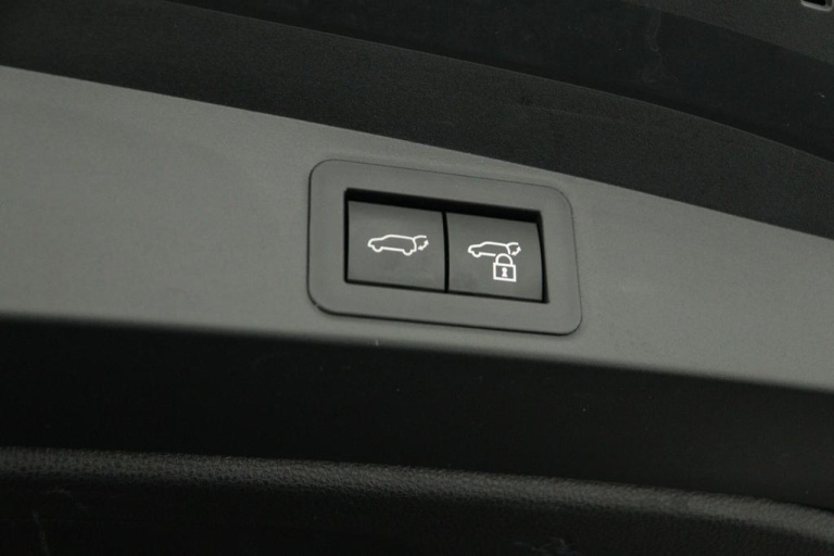 Toyota Corolla Touring Sports - Hybrid 140 Dynamic 42