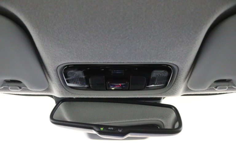 Toyota Yaris - 1.5 Hybrid 115 Comfort 31