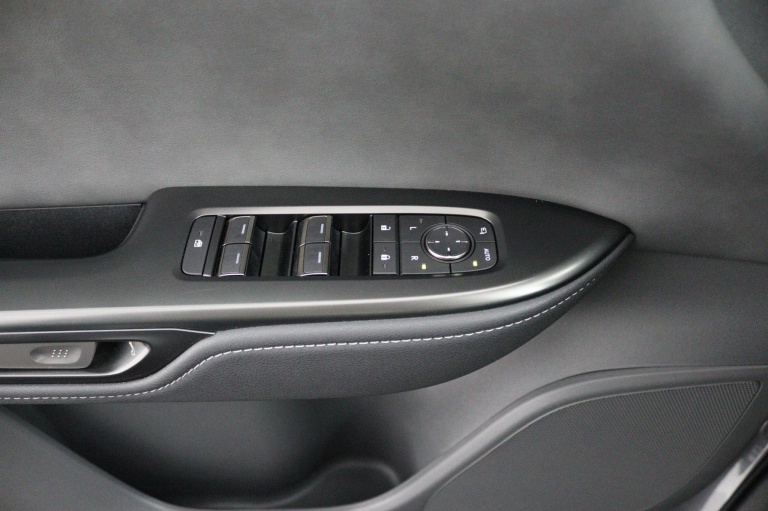 Lexus RZ - 450e Executive Line 71 kWh 28