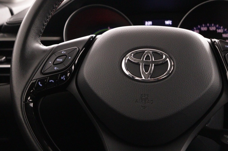 Toyota C-HR - 1.8 Hybrid Dynamic 19