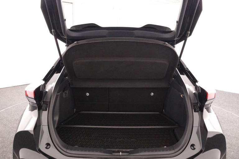 Toyota C-HR - 2.0 Plug-in Hybrid 220 Dynamic 21