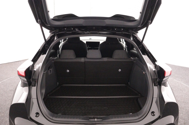 Toyota C-HR - 2.0 Plug-in Hybrid 220 Dynamic 22