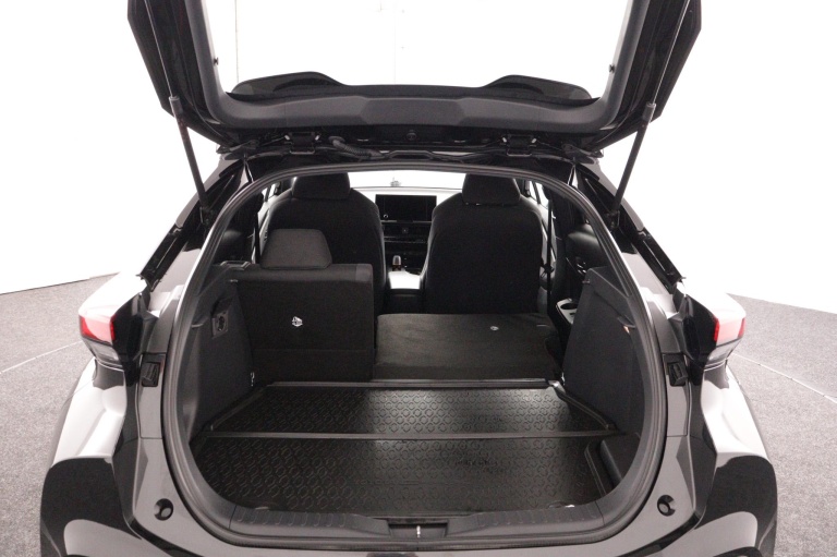 Toyota C-HR - 2.0 Plug-in Hybrid 220 Dynamic 23