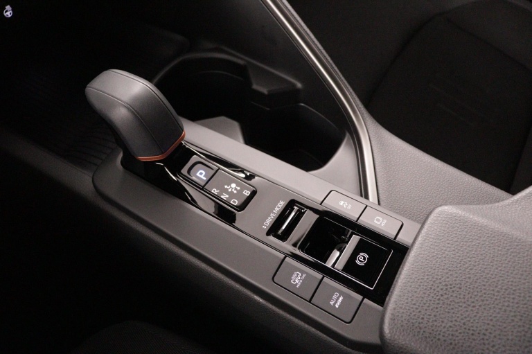 Toyota C-HR - 2.0 Plug-in Hybrid 220 Dynamic 26