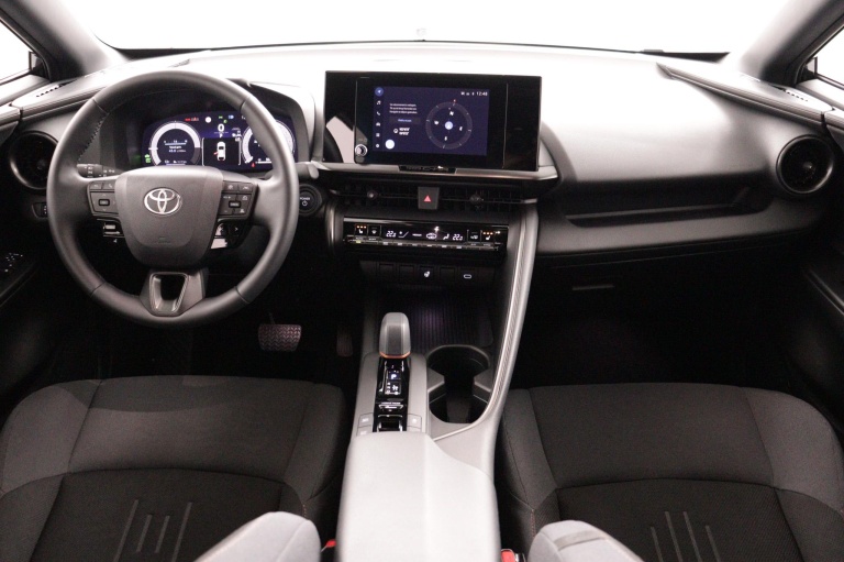 Toyota C-HR - 2.0 Plug-in Hybrid 220 Dynamic 4