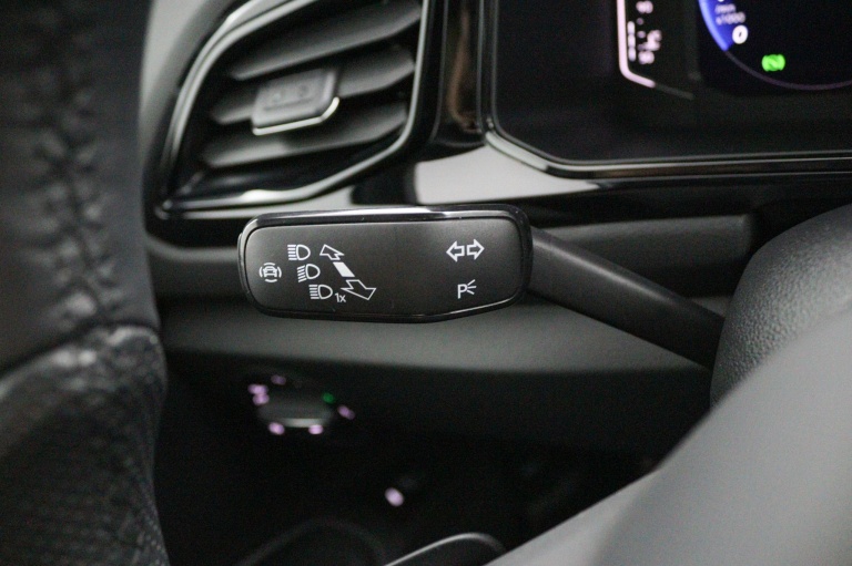 Volkswagen T-Roc - 1.5 TSI R-Line Business+ 14