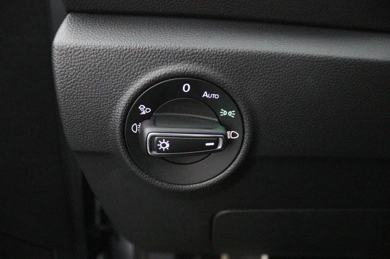 Volkswagen T-Roc - 1.5 TSI R-Line Business+ 36