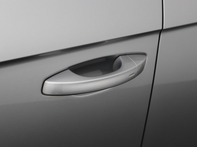 Volkswagen T-Roc - 1.5 TSI R-Line Business+