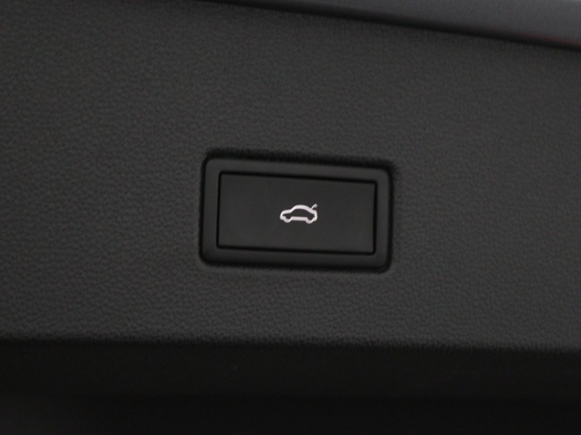 Volkswagen T-Roc - 1.5 TSI R-Line Business+