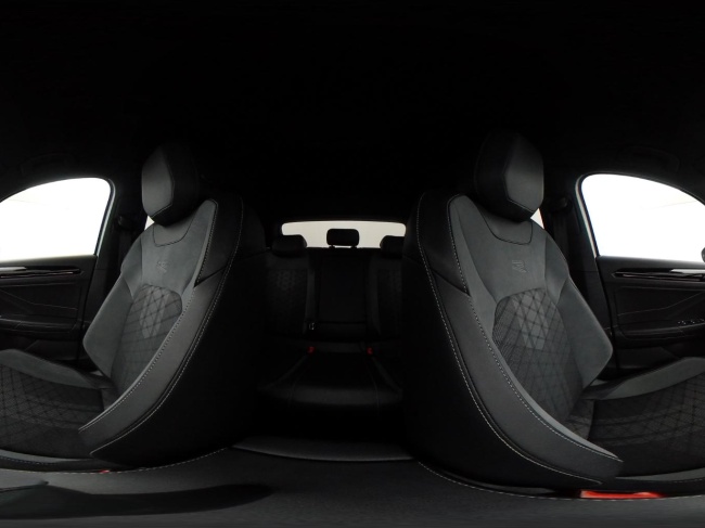 Volkswagen T-Roc - 1.5 TSI R-Line Business+