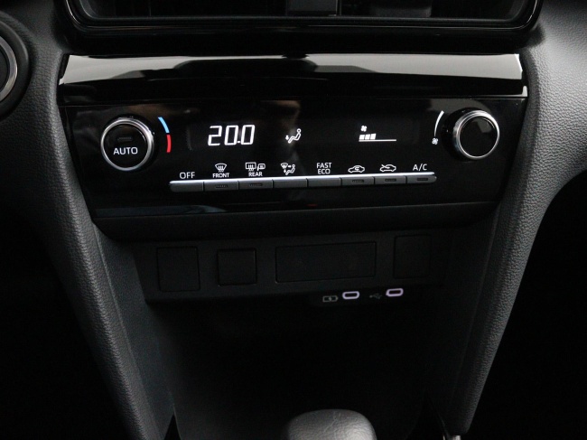 Toyota Yaris Cross - 1.5 Hybrid 115 First Edition