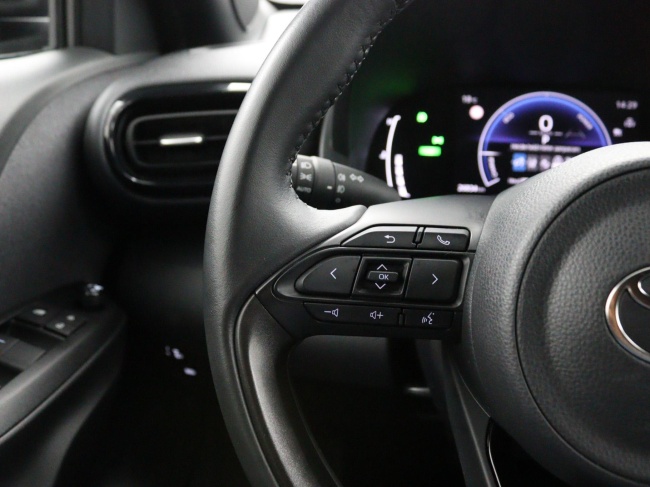 Toyota Yaris Cross - 1.5 Hybrid 115 First Edition