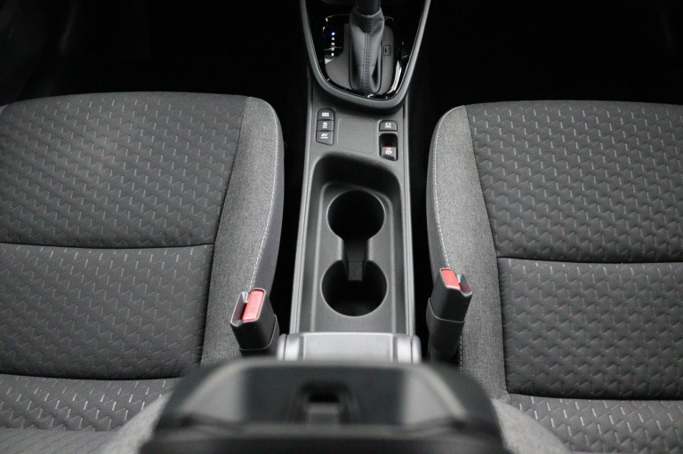 Toyota Yaris Cross - 1.5 Hybrid 115 First Edition 24