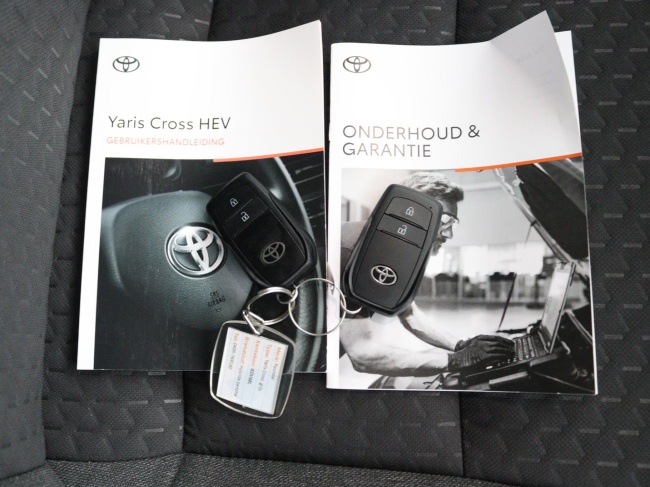 Toyota Yaris Cross - 1.5 Hybrid 115 First Edition