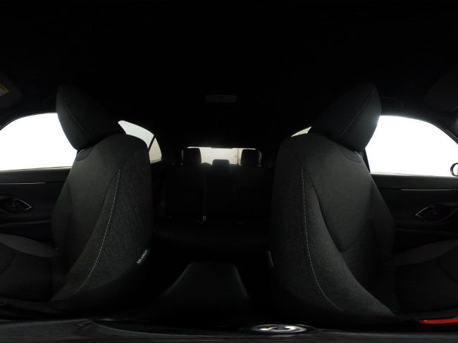 Toyota Yaris Cross - 1.5 Hybrid 115 First Edition