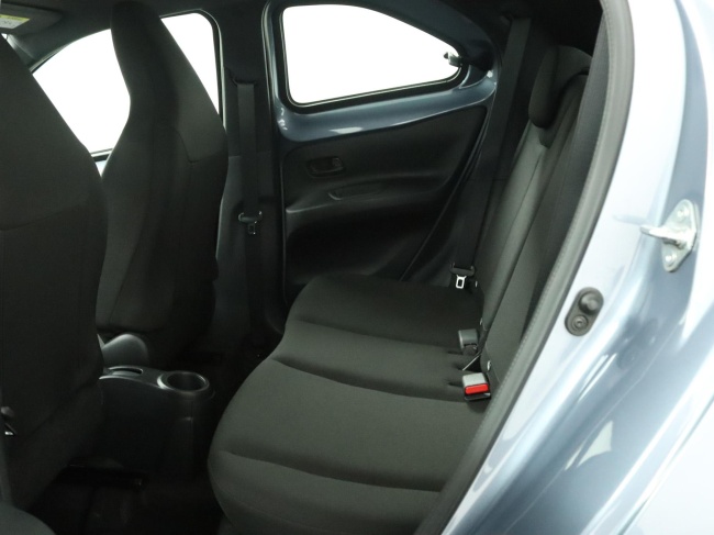 Toyota Aygo X - 1.0 VVT-i MT Play