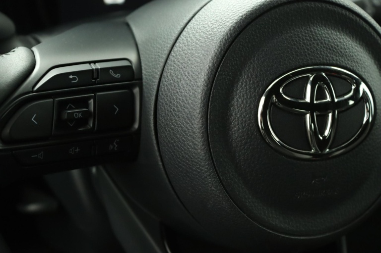 Toyota Aygo X - 1.0 VVT-i MT Play 19