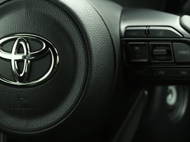 Toyota Aygo X - 1.0 VVT-i MT Play