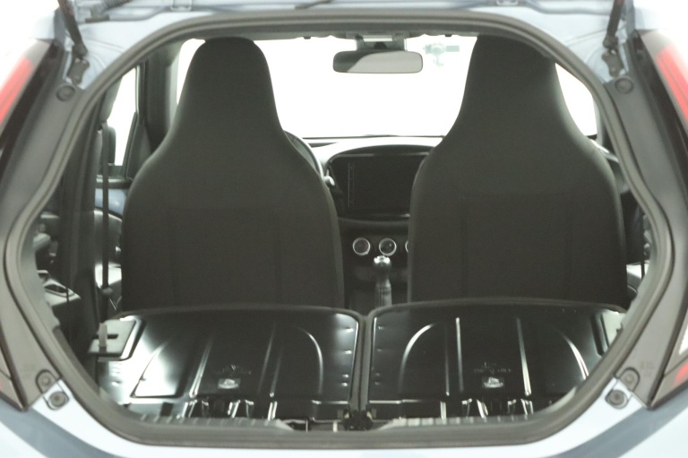 Toyota Aygo X - 1.0 VVT-i MT Play 26