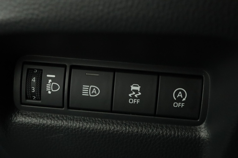 Toyota Aygo X - 1.0 VVT-i MT Play 28