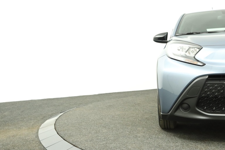 Toyota Aygo X - 1.0 VVT-i MT Play 32