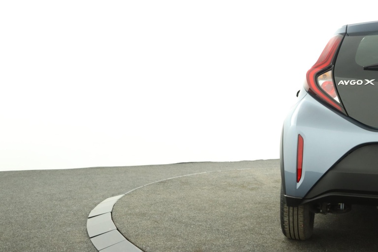 Toyota Aygo X - 1.0 VVT-i MT Play 37