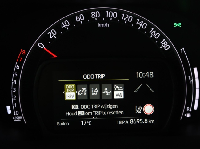 Toyota Aygo X - 1.0 VVT-i MT Play