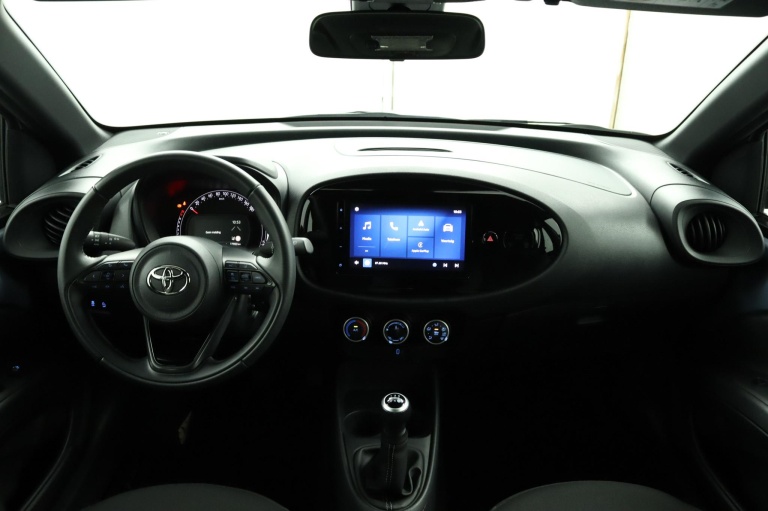 Toyota Aygo X - 1.0 VVT-i MT Play 53