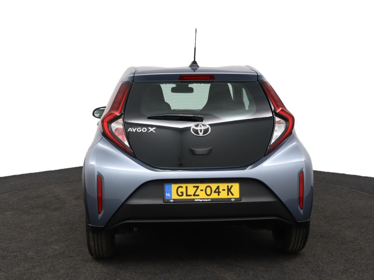 Toyota Aygo X - 1.0 VVT-i MT Play 57