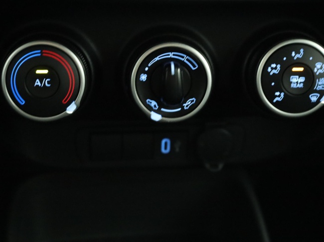 Toyota Aygo X - 1.0 VVT-i MT Play